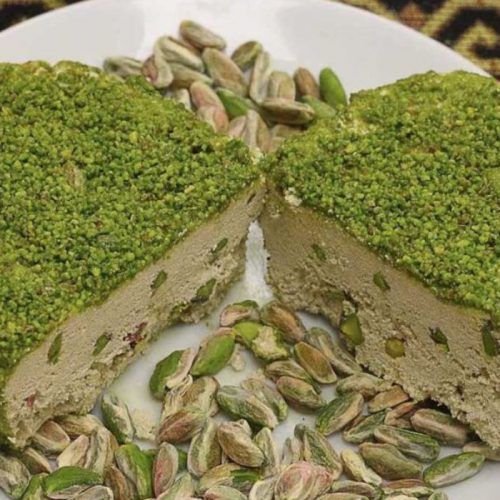  Antep Fıstıklı Helva (içi dışı bol fıstıklı özel el yapımı) 500 gr 